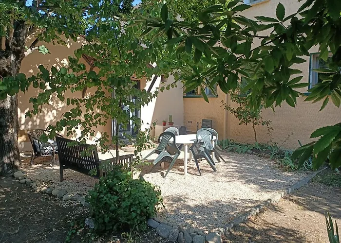 Location Saisonniere Curiste Apartamento *