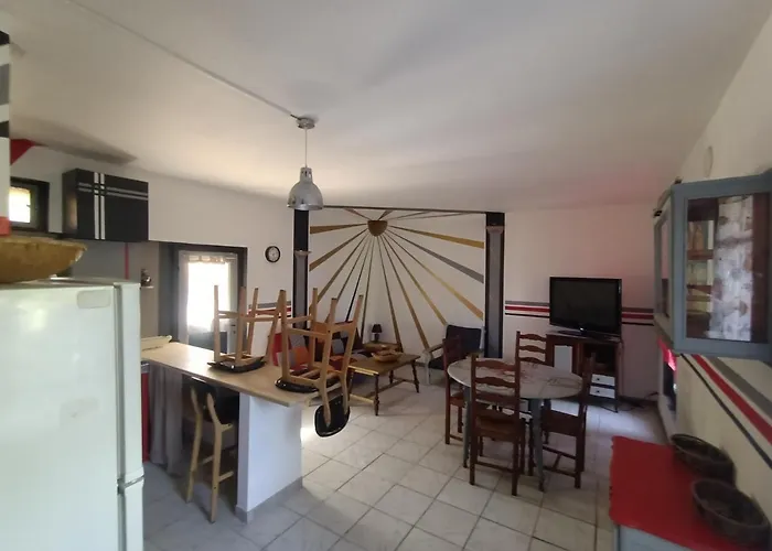 Location Saisonniere Curiste Montesquieu (Pyrenees-Orientales)