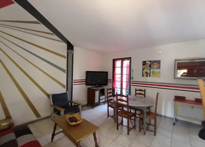 Location Saisonniere Curiste Apartamento *